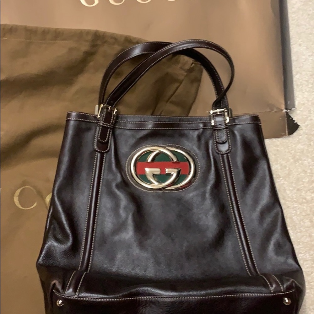Authentic brown leather Gucci bag
